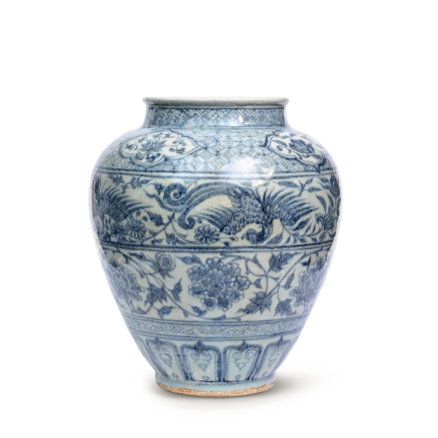 Picture of Blue and white phoenix vase