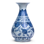 Picture of Blue and white yu hu chun ping vase