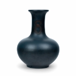Picture of Red Pottery Uniform Color Vase