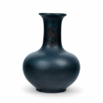 Picture of Red Pottery Uniform Color Vase